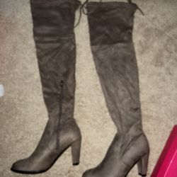 Women’s Boots Size9