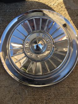 Vintage Ford Hubcap 1 + 3 door handles + 4 air vent pieces
