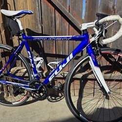 2011 Fuji Roubaix 3.0 Aluminum Road Bike
