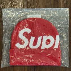 Supreme Big Logo Beanie Red — OS