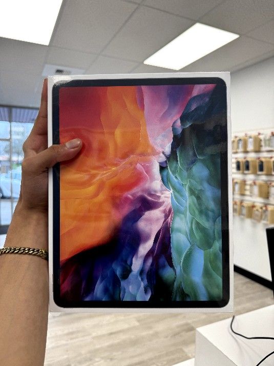 Apple iPad Pro 12.9 4th Gen Tablet - Pay $1 DOWN AVAILABLE - NO CREDIT NEEDED
