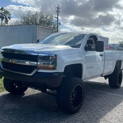 2017 Chevy Silverado LT 1500
