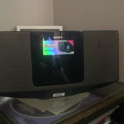 Cd Player/iphone Dock
