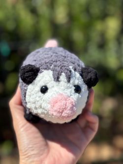 Crochet Opossum plushie