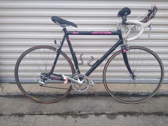 Cannondale Sr600 Road Bike. Shimano 105. for Sale in Plano TX