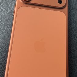 iPhone 17 Pro Max 256GB Apple Warranty until September 2026 Unlocked any carrier Open box 