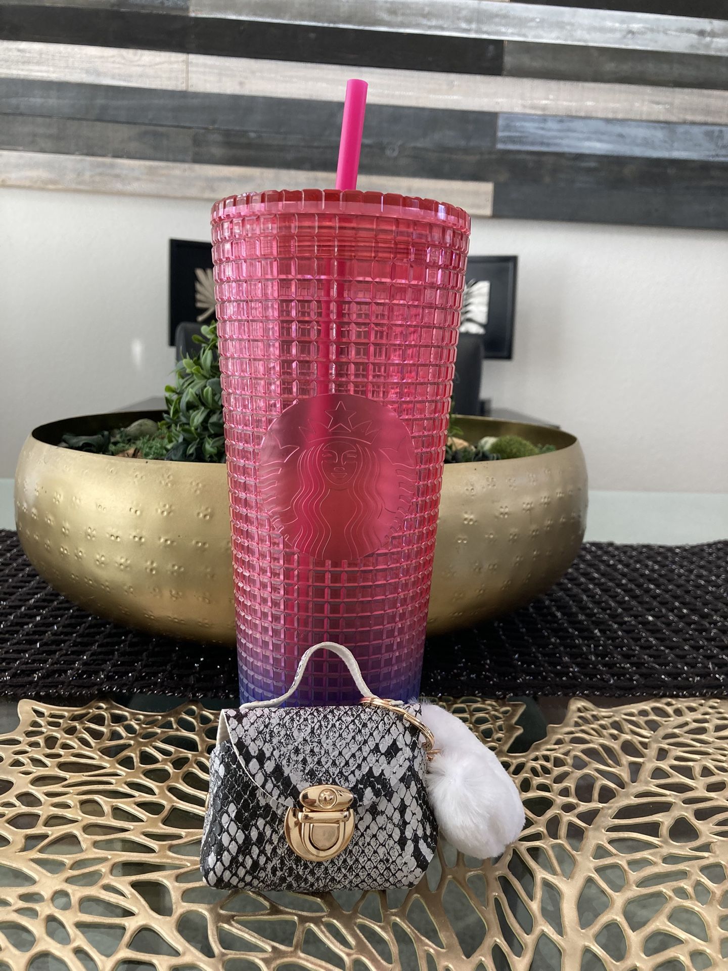 New Starbucks set includes ❤️ Starbucks Tumbler Watermelon Pink And Blue Grid Cold Cup 24oz Venti, Earphone Mini bag Pendant/ keychain and Starbucks