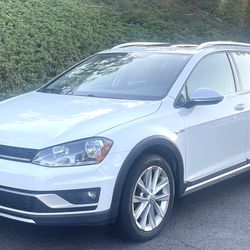 2017 Volkswagen Golf Alltrack