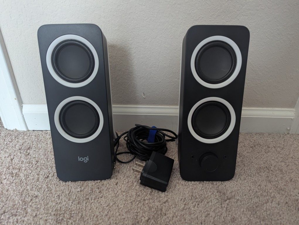 Logitech Z200 Desktop Speakers 