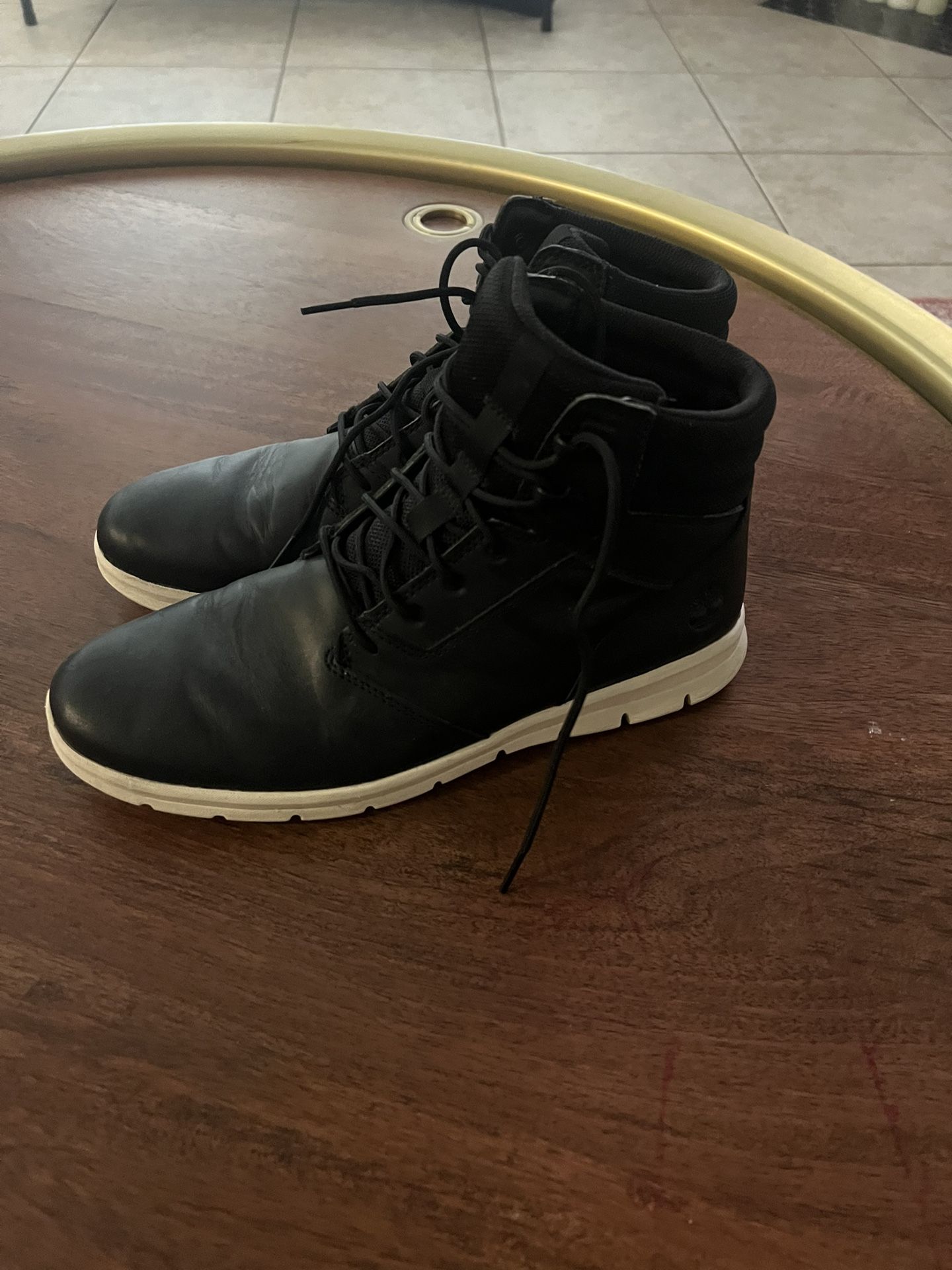 Used Size 9.5 Timberlands