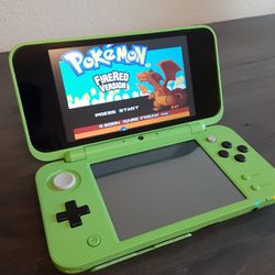 Nintendo 2DS XL Creeper Limited Edition Handheld System + Hundreds of Games Zelda for Sale in Puyallup, WA - OfferUp