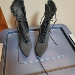 Olivia Ingram Black Lace Up Boots Womens size 8.5 