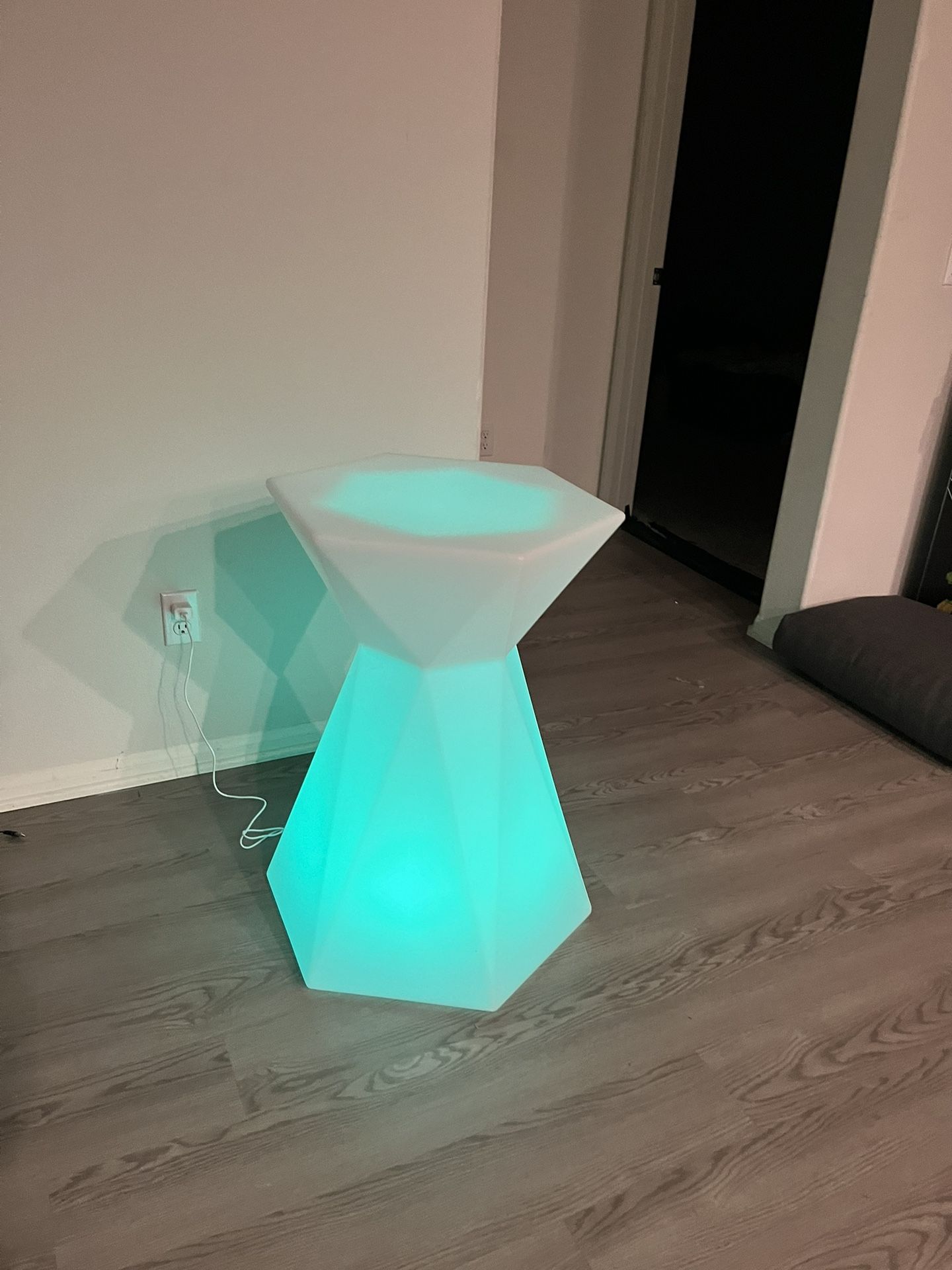 LED Table