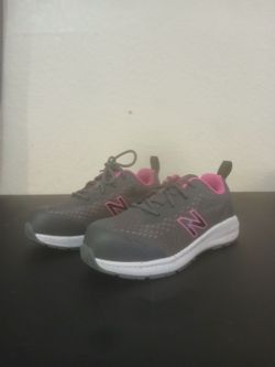 New Balance Women’s Composite Toe Work Shoes – Gray/Pink – Size (6.5) – Excellent Condition
