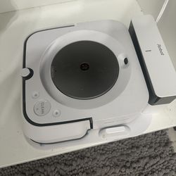 Roomba, wet floor cleaner