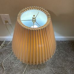 Beautiful table lamp in excellent condition