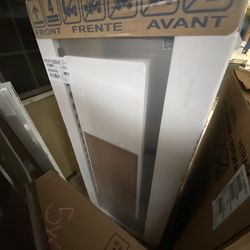 Frigidaire Refrigerator 