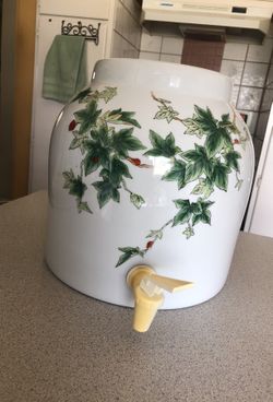 Water dispenser