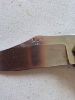 Vintage buck folder