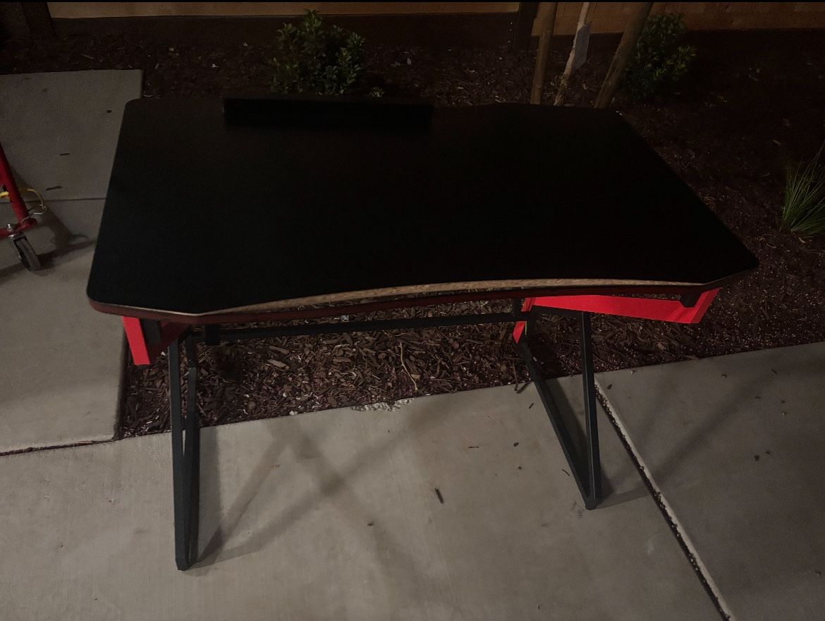 Gaming Desk