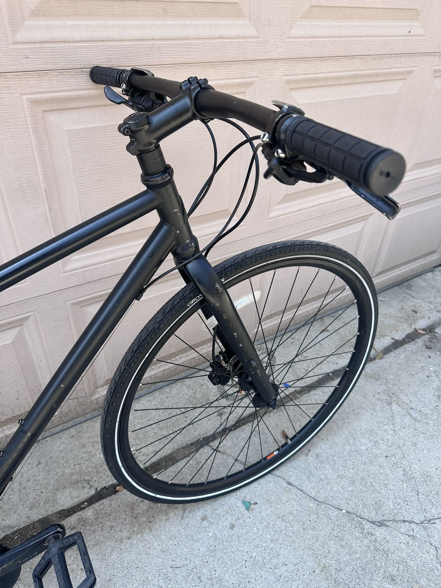 Marin Hybrid City Commuter Bike 700C W Hydraulic Disc Brakes Excellent