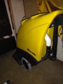 Tornado Commercial Carpet Extractor