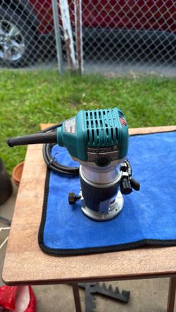 Makita compact router