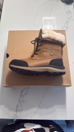 UGG Waterproof Adirondack Boots Size 10