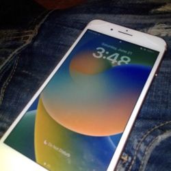 iPhone 8 Plus 