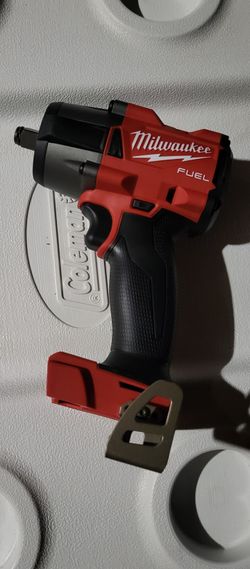 New, NUEVO. Milwaukee

M18 FUEL Gen-2 18V Lithium-Ion Brushless Cordless Mid Torque 1/2 in. Impact Wrench w/Friction Ring (Tool-Only)