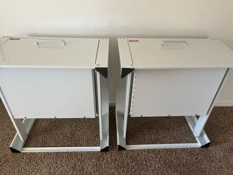 Vevor Front Loader Pedestals (2)