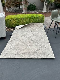 Area rug