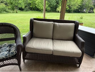 Brown Jordan Vineyard Outdoor Loveseat - High End