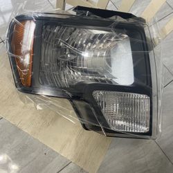 2009-2014 Ford F-150 Passenger Side Headlight Assembly