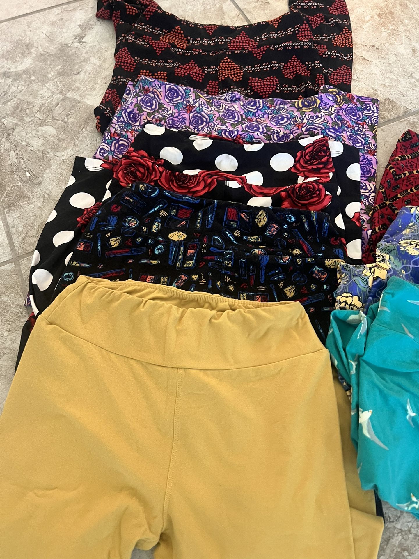LuLaRoe Leggins $ 5 Each
