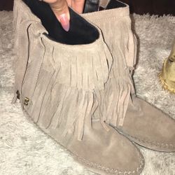 Juicy Couture Grey Fringe Boots New Condition Size 7 Woman's