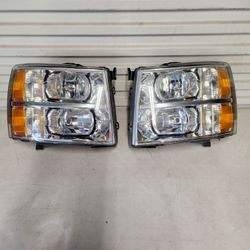 2007 To 2013 Chevy Silverado Headlights 