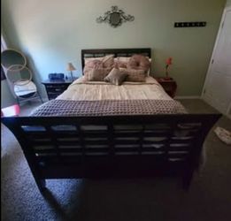 Queen Bedroom Set ($200 OBO)