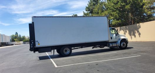 Box Truck 24 Pies