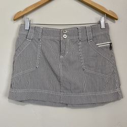 Old Navy Women’s Striped Mini Skirt Grey & White Size 0