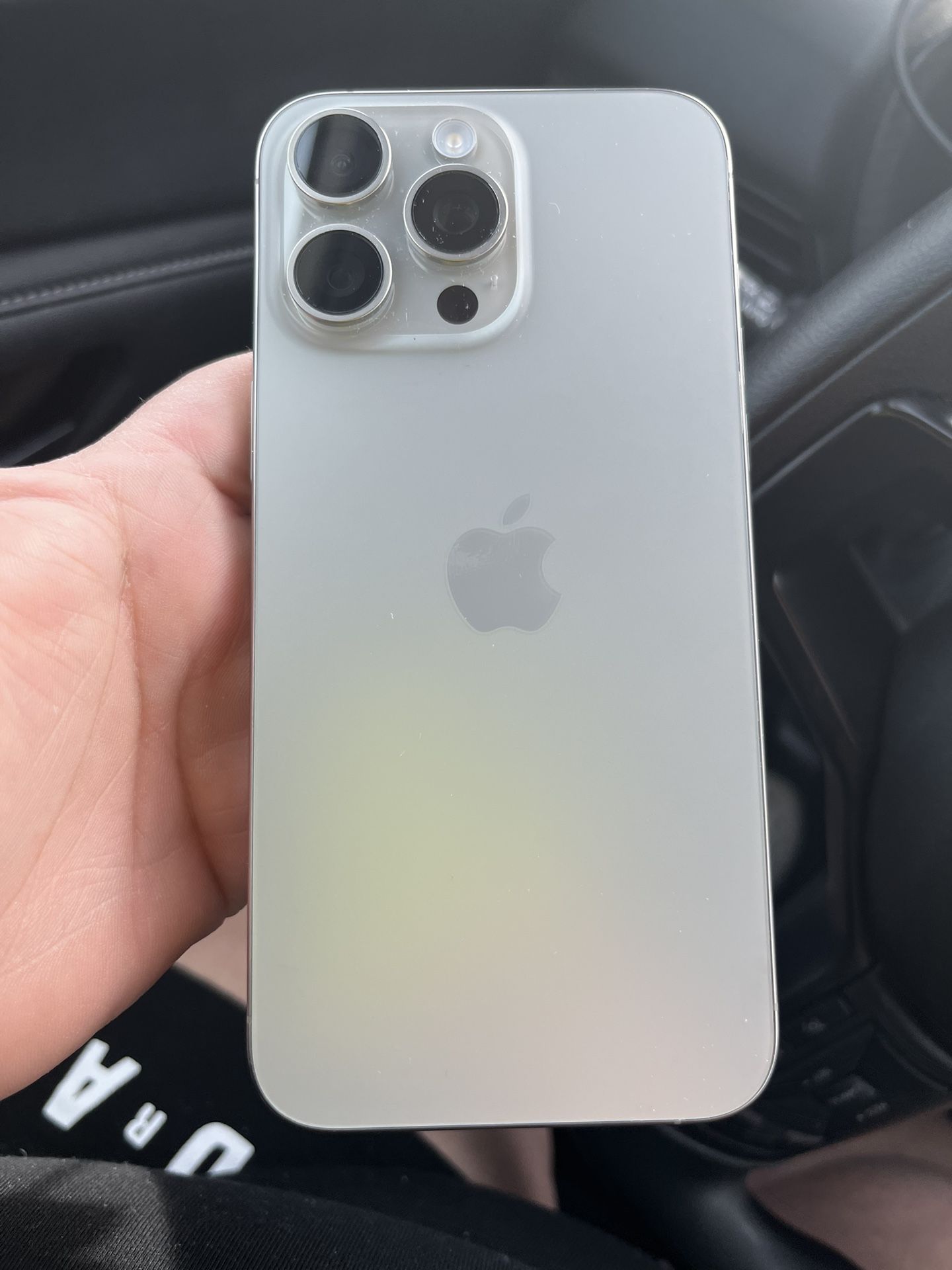 iPhone 15 Pro Max Carrier Att Or Cricket