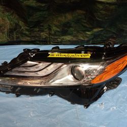2018-19 Toyota Camry Left Headlight LED Crom
