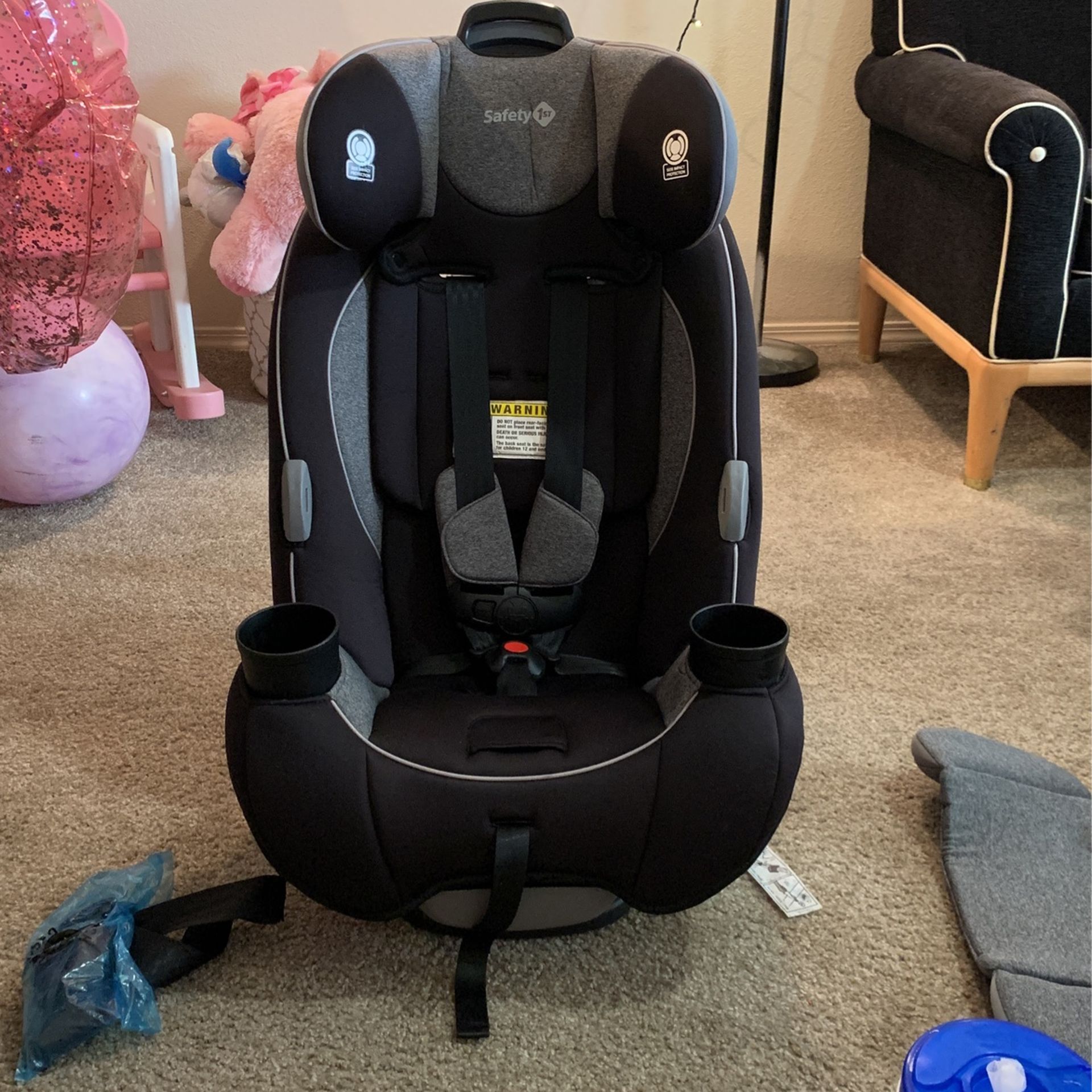 Safety 1st Car Seat LIKE NEW $120 VALUE