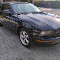 2007 Ford Mustang Convertible 