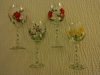 Hand painted Vintage Set Of Glass 4 Goblets It's Still For Sale Everyone Want Last Long Great Collectable Here Priced To Sale Moving Must Sale
