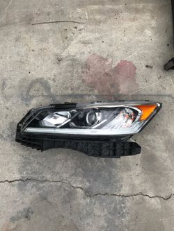 2016 Honda Accord Lt headlight