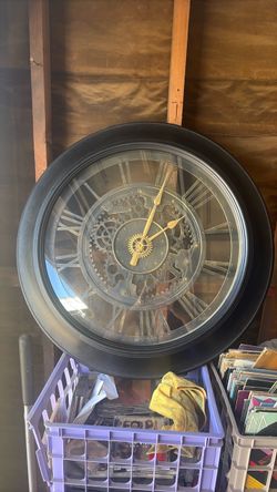 Large black and gold clock