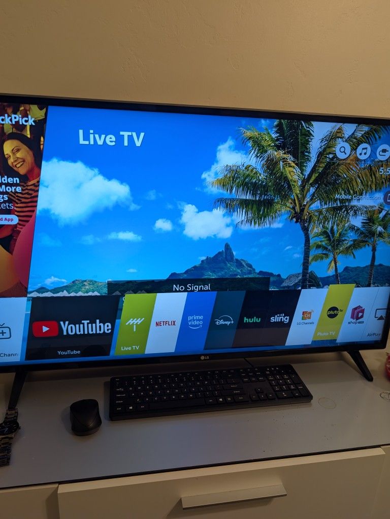 UK6090PUA 4K HDR Smart LED UHD TV - 43" Class (42.5" Diag)