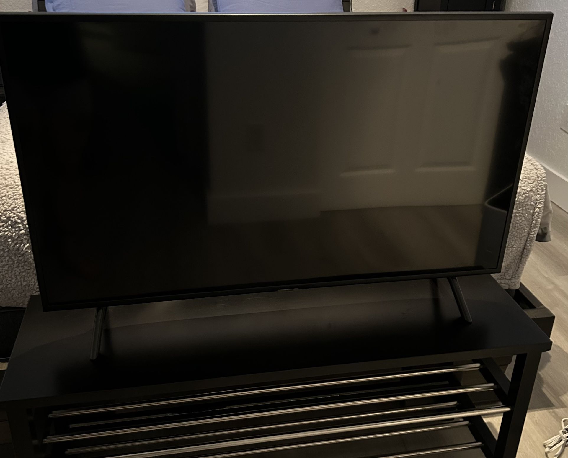 Samsung UHD 7 Series- (7100) 43” SMART TV