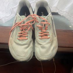 Running Shoes Trail